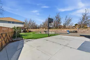 25 W Verano Ct, Mountain House, CA 95391 - Photo 54