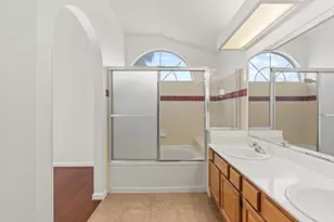 8625 Valley Rim Way, Antelope, CA 95843 - Photo 20