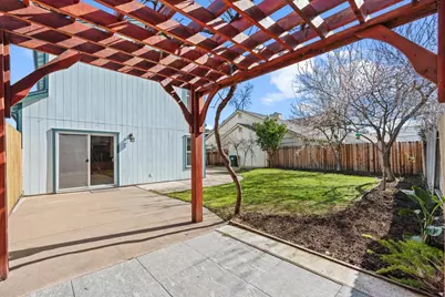 8625 Valley Rim Way, Antelope, CA 95843 - Photo 26