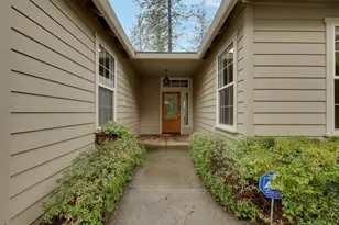 230 Scotia Pines Cir, Grass Valley, CA 95945 - Photo 4