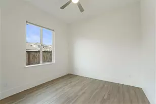 1824 Azalea St, Lodi, CA 95242 - Photo 16