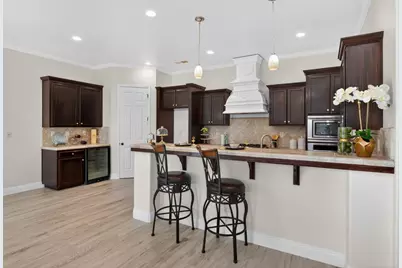 1563 E Via Mirasol Lane, Fresno, CA 93730 - Photo 12