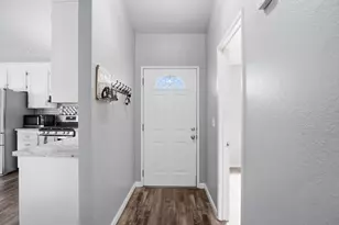 147 Ivy Ave, Patterson, CA 95363 - Photo 6