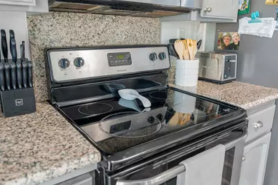 2165 Sharon Way, Modesto, CA 95350 - Photo 10