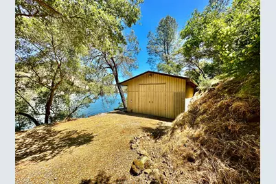 14988 Lakefront Dr, Jamestown, CA 95327 - Photo 18