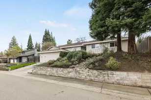 8524 Annette Engel Way, Fair Oaks, CA 95628 - Photo 4