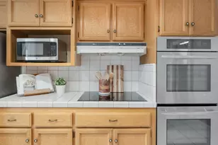 8524 Annette Engel Way, Fair Oaks, CA 95628 - Photo 18