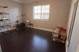 2275 Boxwood St, Sacramento, CA 95815 - Photo 4