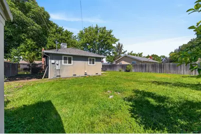 6701 Golf View Drive, Sacramento, CA 95822 - Photo 26