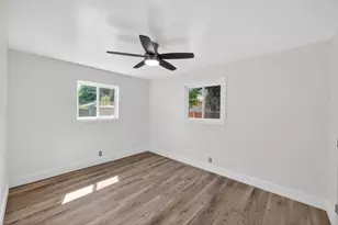 6701 Golf View Dr, Sacramento, CA 95822 - Photo 18