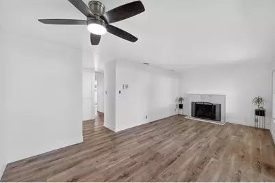 6701 Golf View Drive, Sacramento, CA 95822 - Photo 8
