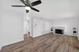 6701 Golf View Dr, Sacramento, CA 95822 - Photo 8