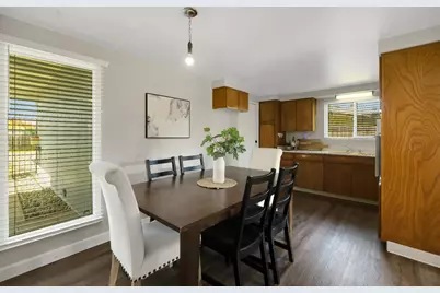 10804 Berwick Way, Rancho Cordova, CA 95670 - Photo 4