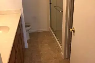 2504 Burlington Pl, Stockton, CA 95209 - Photo 8