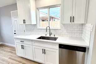 4407 Arrowood Ct, Sacramento, CA 95842 - Photo 4