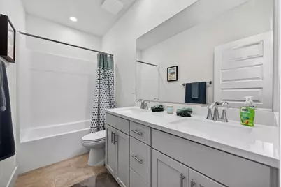 12913 Knightsbrook Avenue, Rancho Cordova, CA 95742 - Photo 32