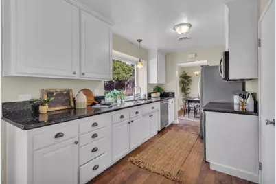 4970 Hillhurst Drive, Fair Oaks, CA 95628 - Photo 10