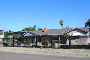 681 Taylor, Lodi, CA 95242 - Photo 2