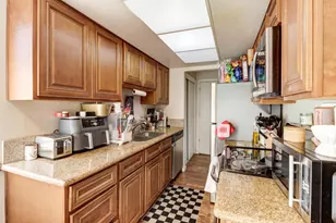 831 Cathedral Ct, Sacramento, CA 95825 - Photo 10