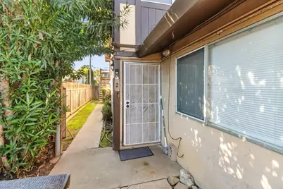 831 Cathedral Court, Sacramento, CA 95825 - Photo 30