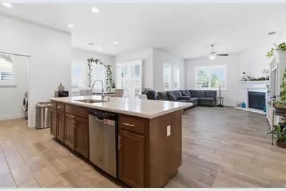 1104 Basalt Drive, Los Banos, CA 93635 - Photo 16