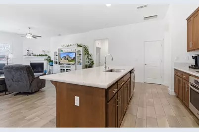 1104 Basalt Drive, Los Banos, CA 93635 - Photo 8