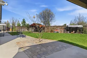 1104 Basalt Dr, Los Banos, CA 93635 - Photo 30