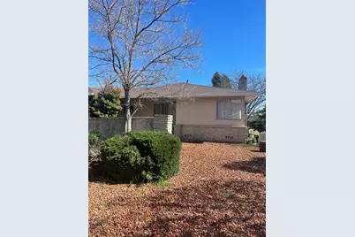 2325 Glen Ellen Circle, Sacramento, CA 95822 - Photo 4