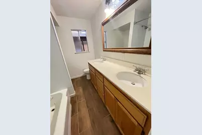 2325 Glen Ellen Circle, Sacramento, CA 95822 - Photo 18