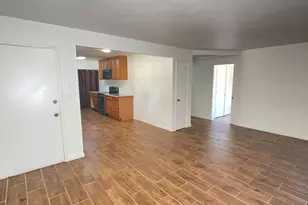 2325 Glen Ellen Cir, Sacramento, CA 95822 - Photo 12