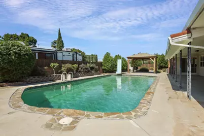 6796 E Woodward Avenue, Manteca, CA 95337 - Photo 4