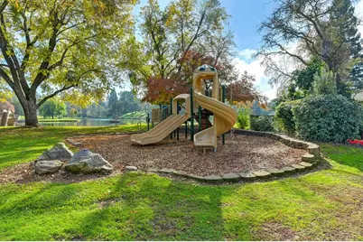 8187 N Lake Circle, Granite Bay, CA 95746 - Photo 10