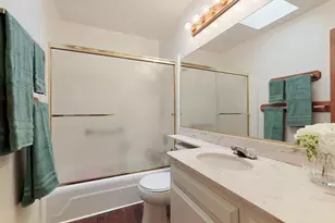 1077 Rivara Rd, Stockton, CA 95207 - Photo 16