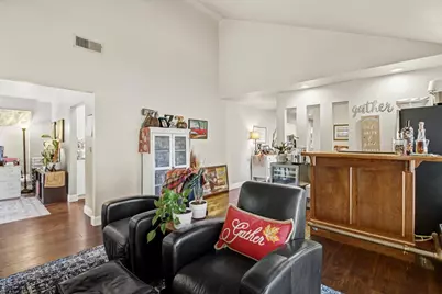 9220 Cupertino Drive, Elk Grove, CA 95624 - Photo 10