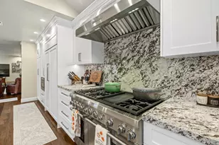 9220 Cupertino Dr, Elk Grove, CA 95624 - Photo 24