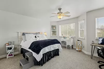 9220 Cupertino Drive, Elk Grove, CA 95624 - Photo 46