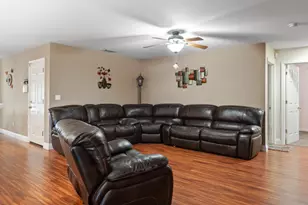 1132 Marsh Wren Ct, Patterson, CA 95363 - Photo 6