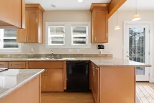 686 S Tuxedo Ave, Stockton, CA 95204 - Photo 18