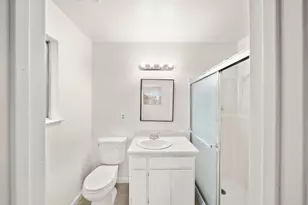 81 Brentford Cir, Sacramento, CA 95823 - Photo 16