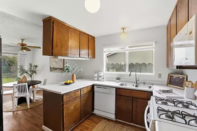 2701 Dorine Way, Sacramento, CA 95833 - Photo 12