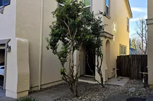 3393 Soda Way, Sacramento, CA 95834 - Photo 4