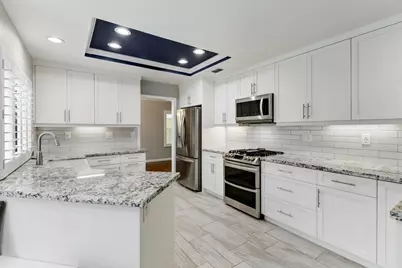 5900 Oxford Glen Place, Elk Grove, CA 95758 - Photo 18