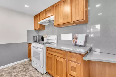 2869 Santa Paula Ct, Sacramento, CA 95821 - Photo 6