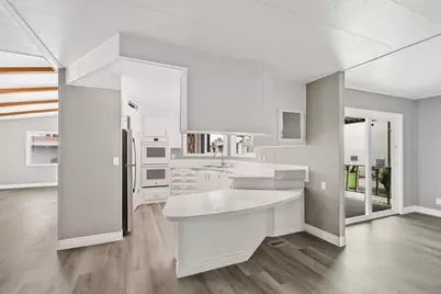 139 Davis Avenue, Sacramento, CA 95823 - Photo 18