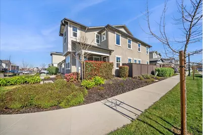 2702 Mossy Creek Street, Sacramento, CA 95833 - Photo 4