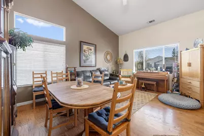 7021 Bolzano Way, Elk Grove, CA 95757 - Photo 10