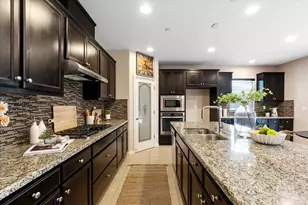 2218 Telegraph Hill Dr, Rocklin, CA 95765 - Photo 10