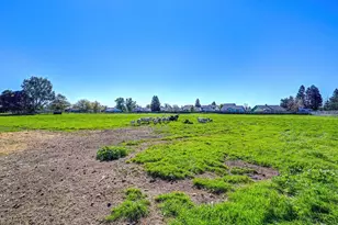 8610 Carlisle, Sacramento, CA 95828 - Photo 32