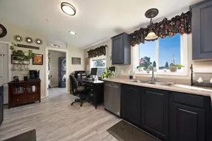 8610 Carlisle, Sacramento, CA 95828 - Photo 12