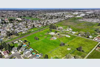 8610 Carlisle, Sacramento, CA 95828 - Photo 52